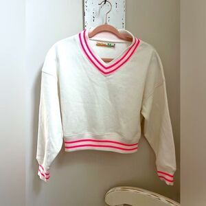 VINTAGE HAVANA white & pink Striped Rib V-Neck
Long Sleeve Shirt! Like New!